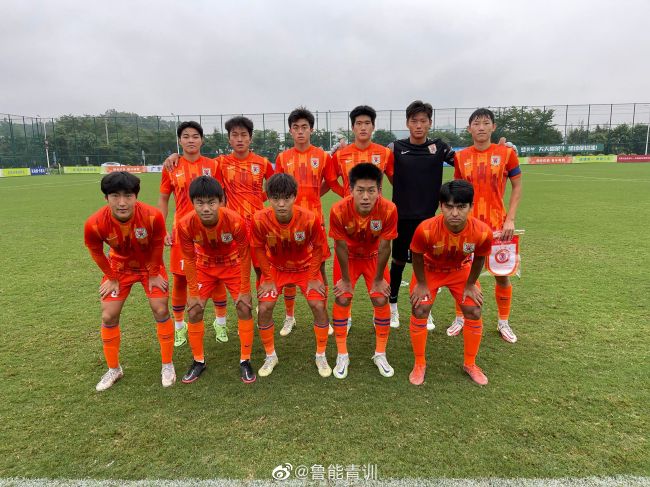 战报07:10美联 辛辛那提FC2-2（120分钟2-3）哥伦布机员07:30智利甲伊瓦顿0-2奥希金斯08:00巴甲 米涅罗竞技2-1圣保罗09:00墨联 墨西哥美洲队2-0利昂05:00NBA 快船113-112勇士06:00NBA 黄蜂117-123森林狼08:00NBA 活塞101-110骑士09:00NBA 雄鹿132-121老鹰09:00NBA 公牛124-118鹈鹕09:00NBA 热火129-144步行者今日焦点战预告14:00澳超 纽卡斯尔喷气机 VS 墨尔本城 亚冠错失三分，墨尔本城做客赢球结束连续不胜颓势？！